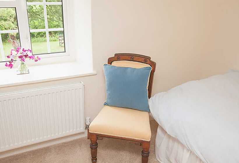 Blackwater Cottage B&b