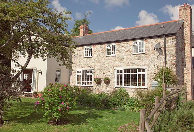 Blackwater Cottage B&b