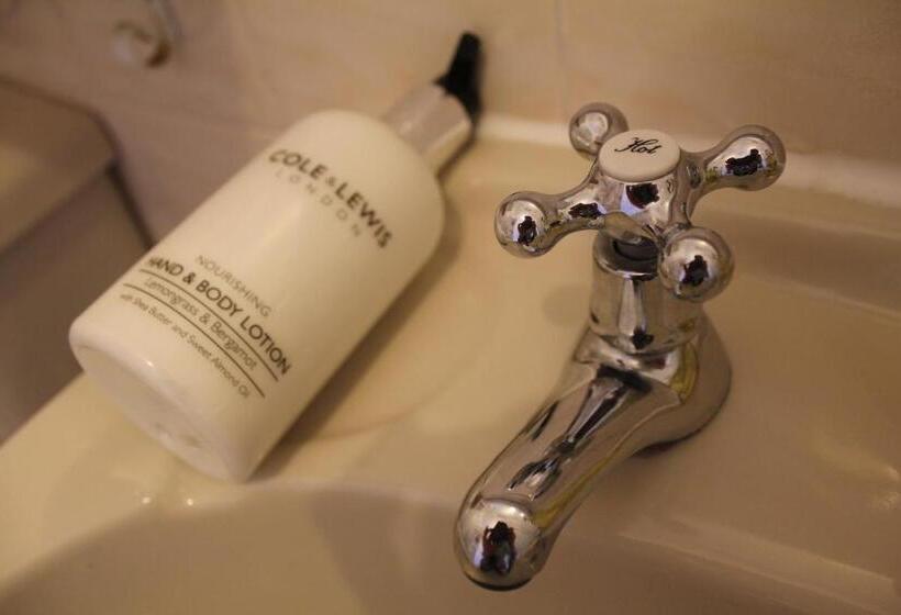 Cairnview Bed And Breakfast