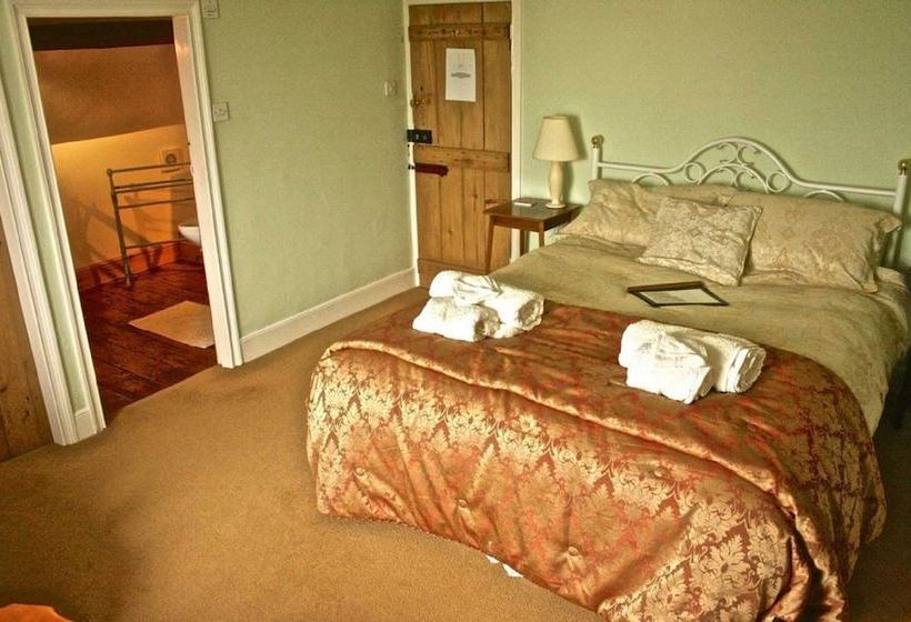 Clotworthy House Bed & Breakfast