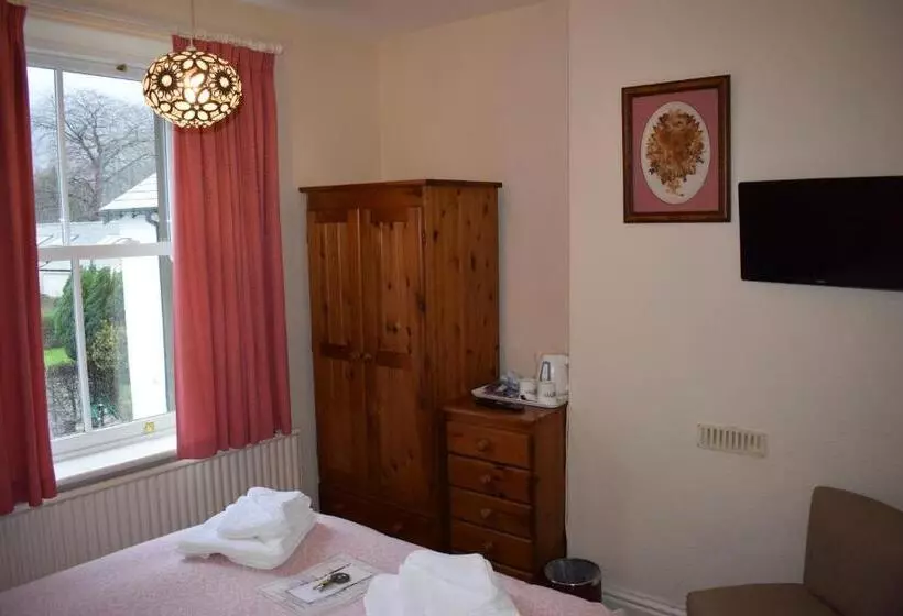 تختخواب و صبحانه Cragside Guest House