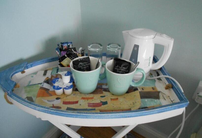 Downsfield Bed And Breakfast