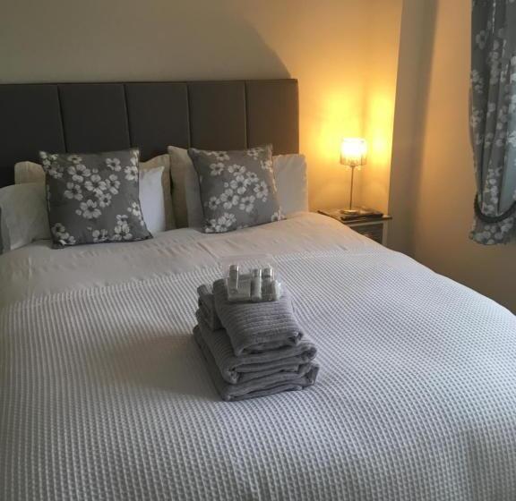 Downsfield Bed And Breakfast