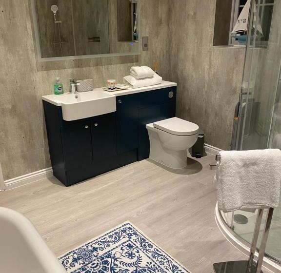 Downsfield Bed And Breakfast