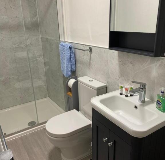 Downsfield Bed And Breakfast