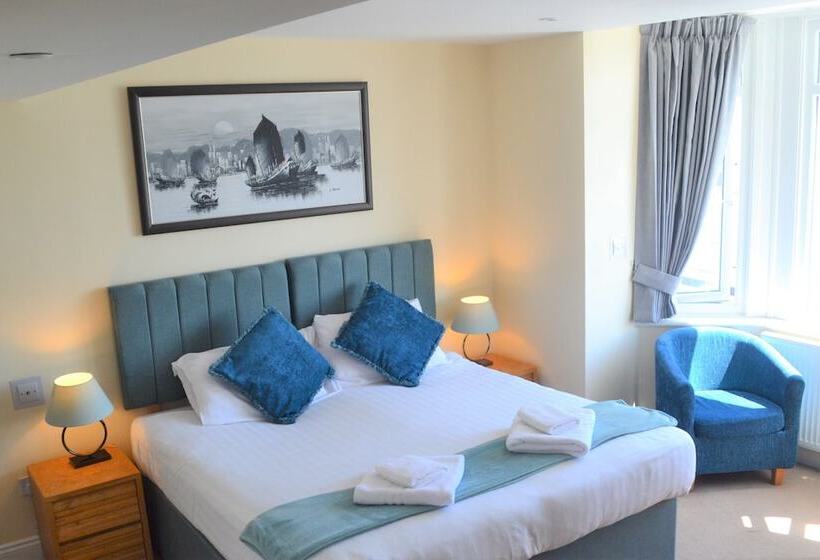 فندق Beach Green