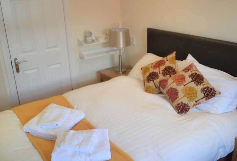 فندق Beach Green