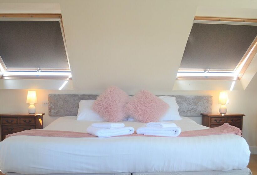 فندق Beach Green