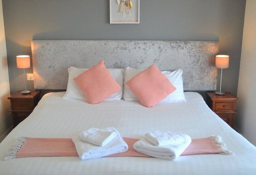 فندق Beach Green