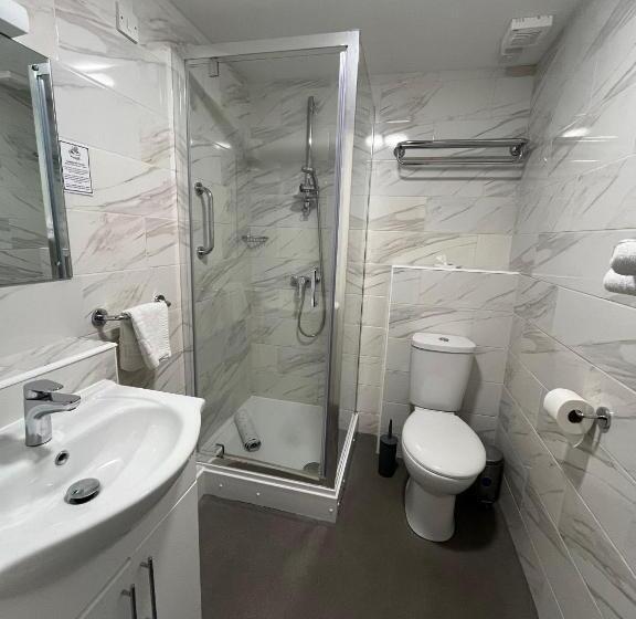 Отель Haddon Hall