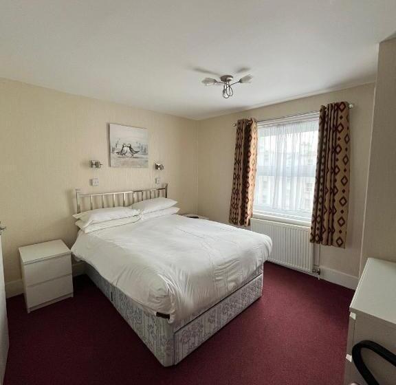 Отель Haddon Hall