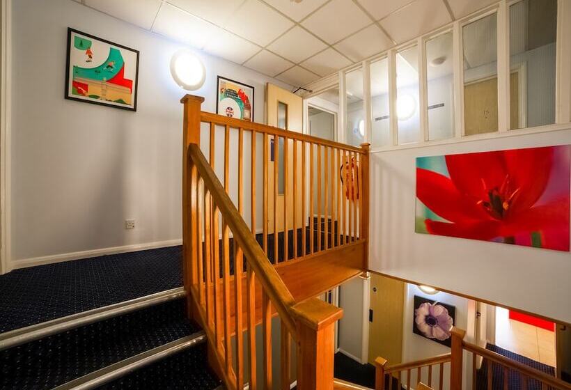 בית מלון כפרי Rafee