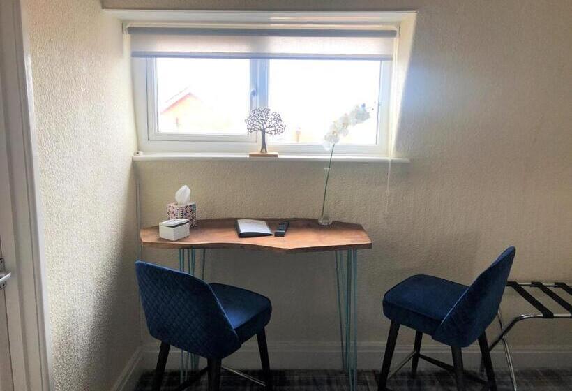 酒店 The Fossil Tree