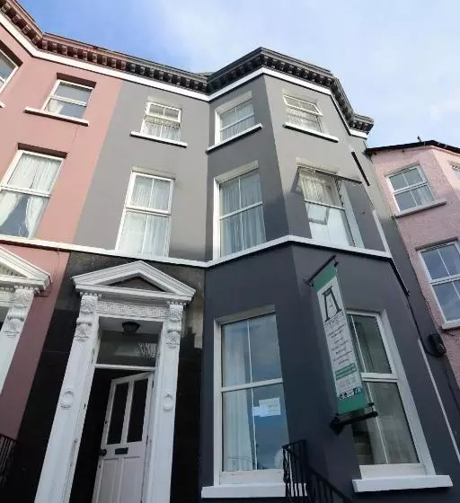 هاستل Portrush Townhouse
