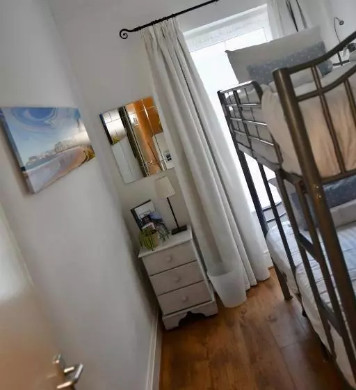 هاستل Portrush Townhouse