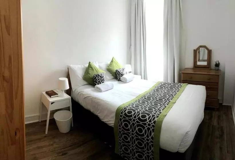 هاستل Portrush Townhouse
