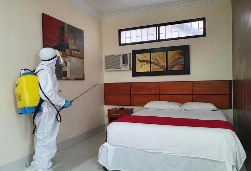 ユースホステル Apart Guayaquil Aeropuerto