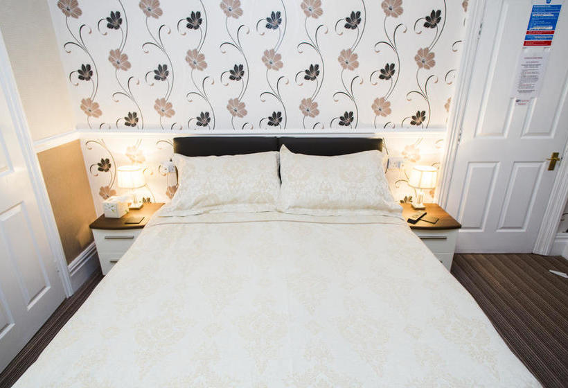 Bed and Breakfast Aristocrat Guest House