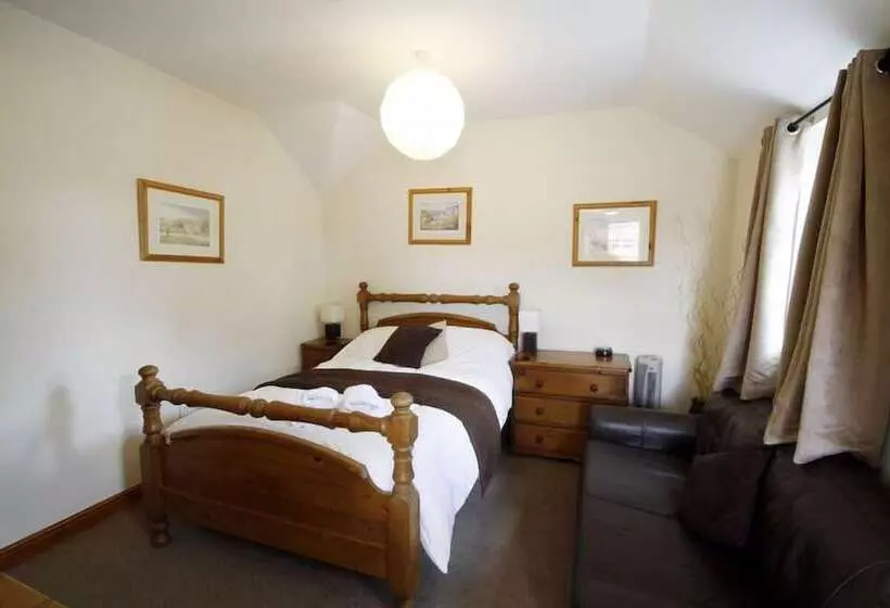 Barker Stakes Farm B&b
