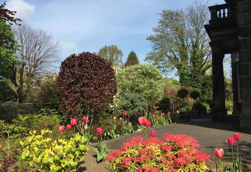 تختخواب و صبحانه Claremont House