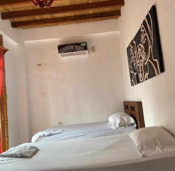 Aamiaismajoitus (B&B) Karukera