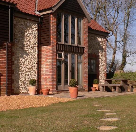 Bed and Breakfast Luxury Escape