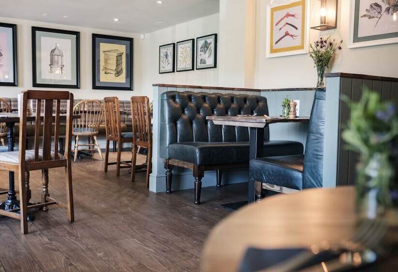 مبيت وإفطار The Bower Inn