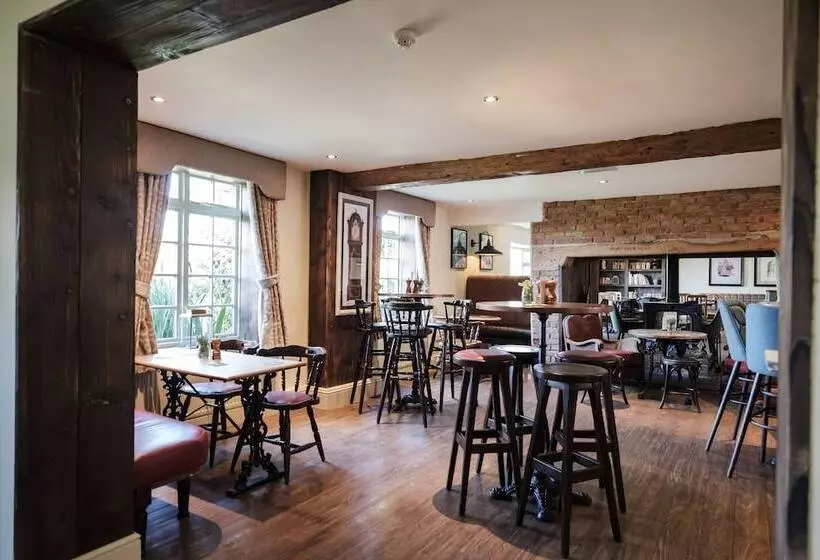 Aamiaismajoitus (B&B) The Bower Inn