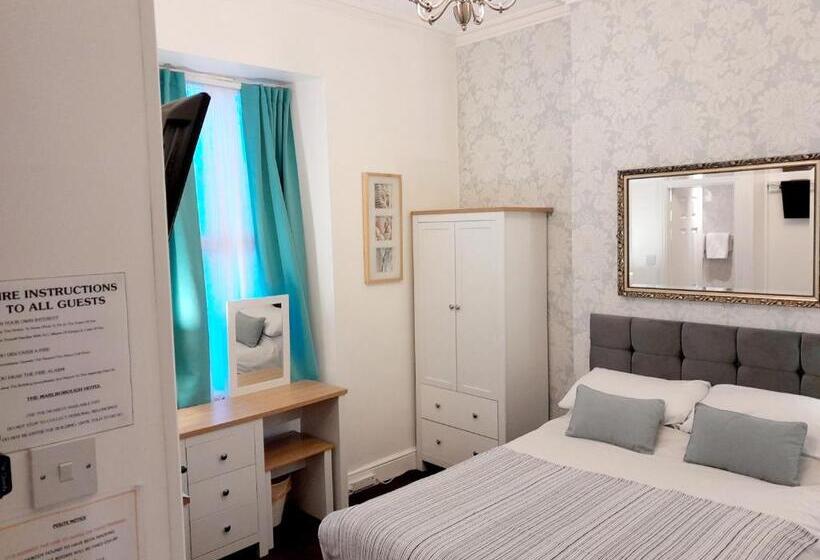 住宿加早餐  The Clovelly