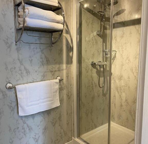 住宿加早餐  The Clovelly