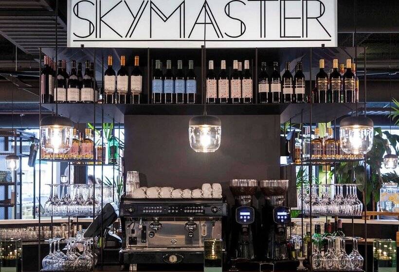 בית מלון כפרי Ibis Styles Amsterdam Airport