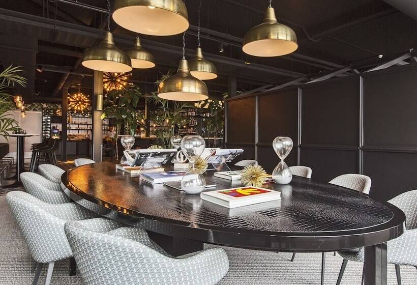 בית מלון כפרי Ibis Styles Amsterdam Airport