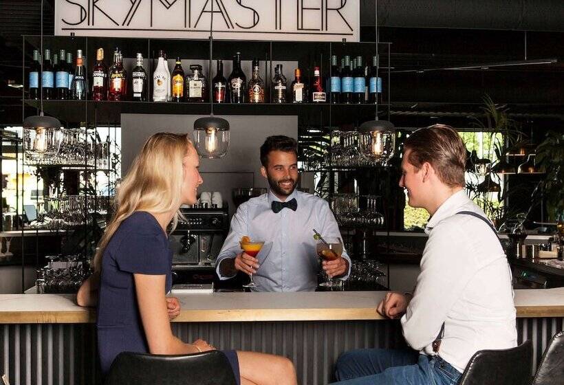 בית מלון כפרי Ibis Styles Amsterdam Airport