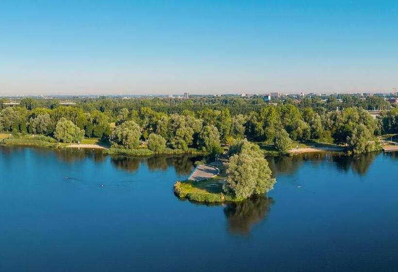 בית מלון כפרי Ibis Styles Amsterdam Airport