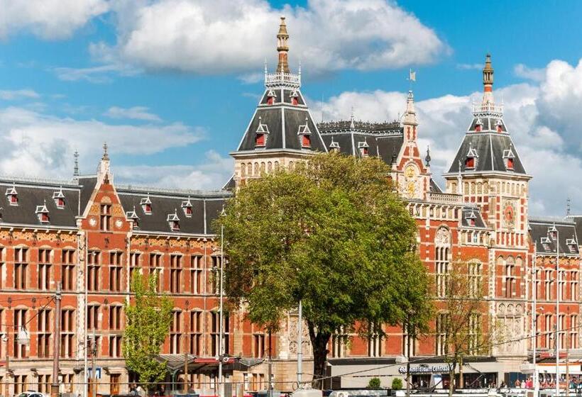 בית מלון כפרי Ibis Styles Amsterdam Airport