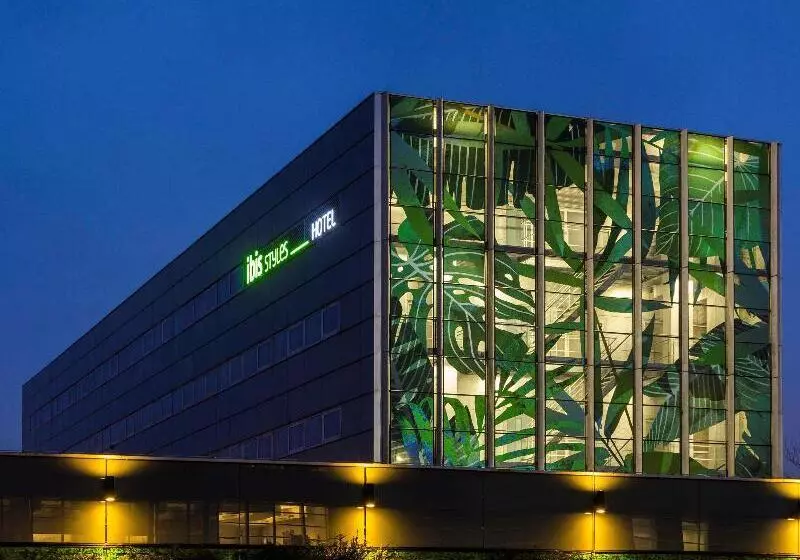 ホテル Ibis Styles Amsterdam Airport