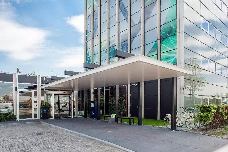 ホテル Ibis Styles Amsterdam Airport
