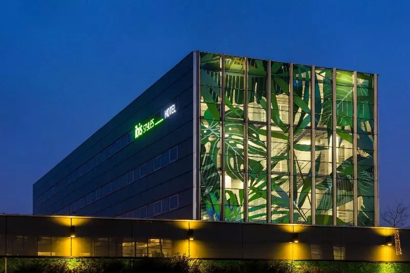 ホテル Ibis Styles Amsterdam Airport