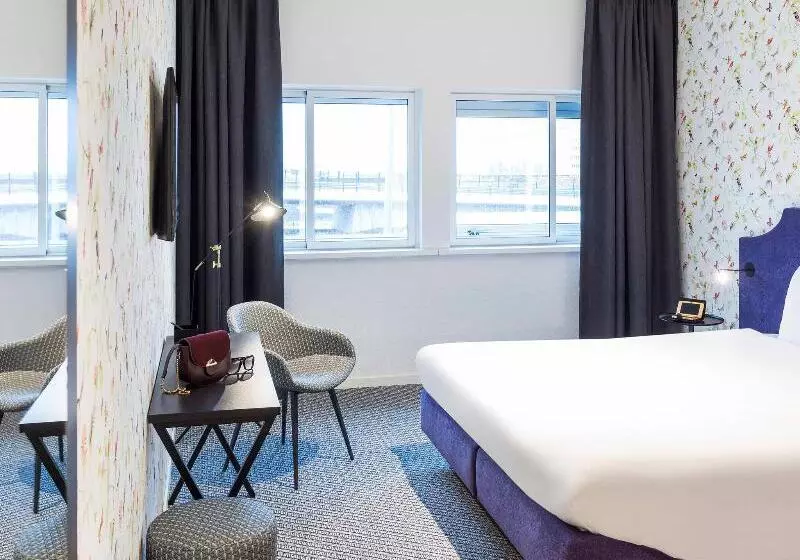 ホテル Ibis Styles Amsterdam Airport