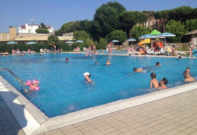 هتل Estivo Premium Deluxe Mobile Homes On Camping Malibu Beach