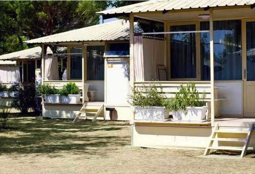 هتل Estivo Premium Deluxe Mobile Homes On Camping Malibu Beach
