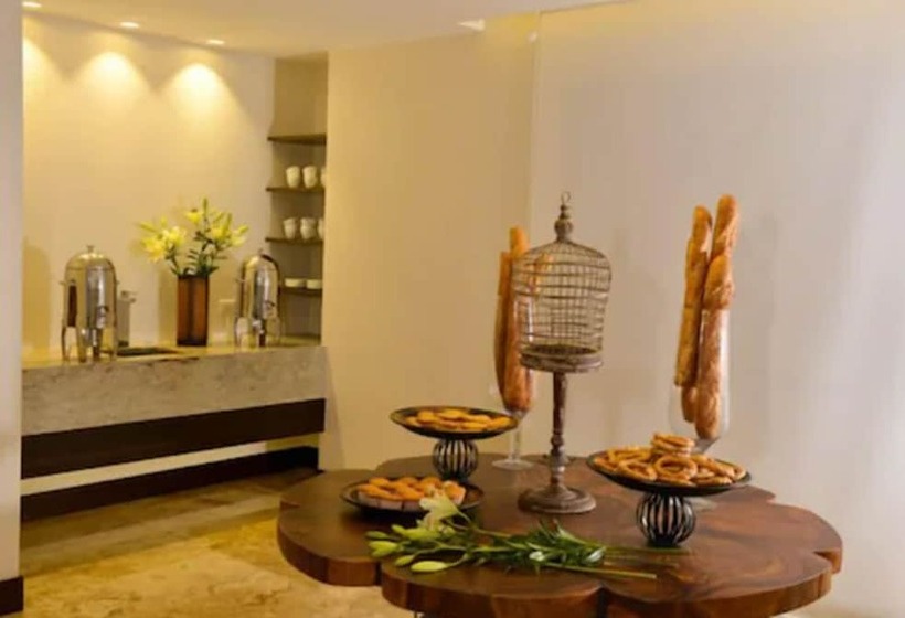 בית מלון כפרי Oro Verde Loja