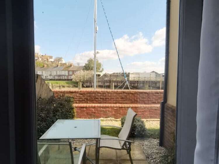 فندق The River Haven