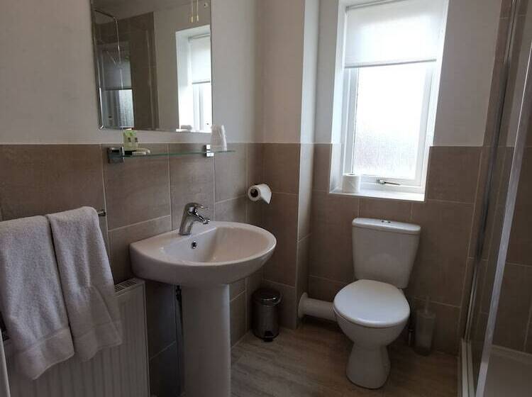 فندق The River Haven