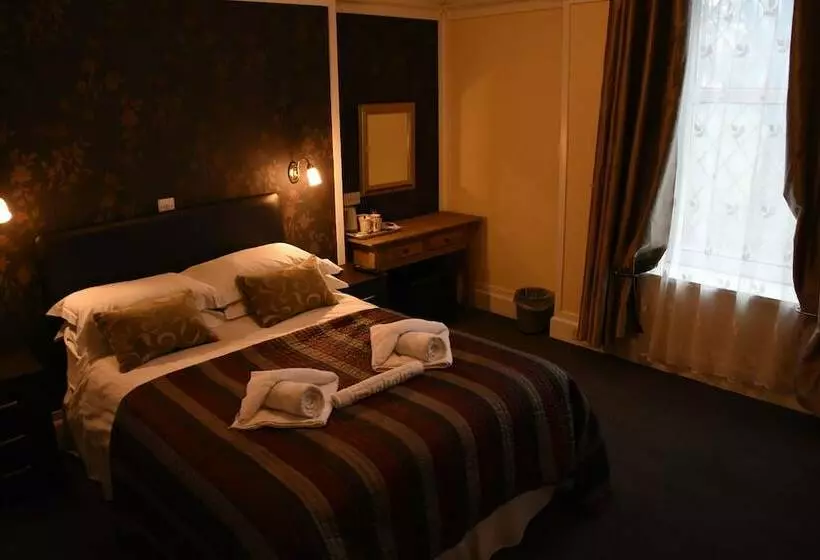 هتل The Market Inn