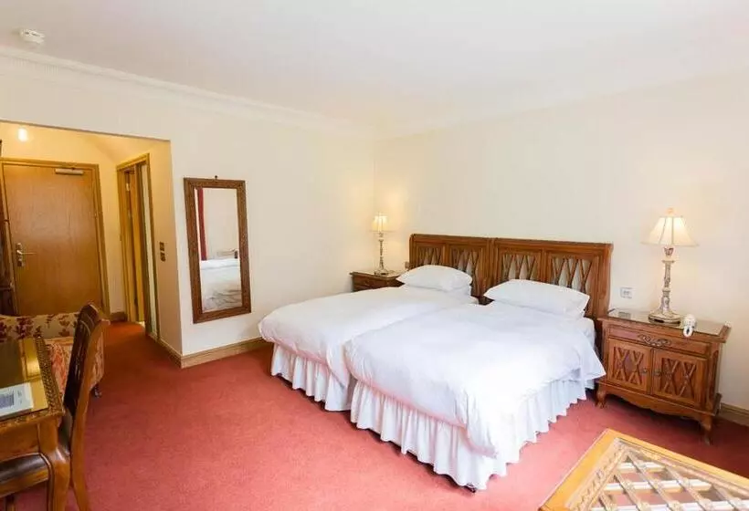 Hotelli Woodland House