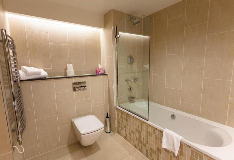 فندق Woodland House