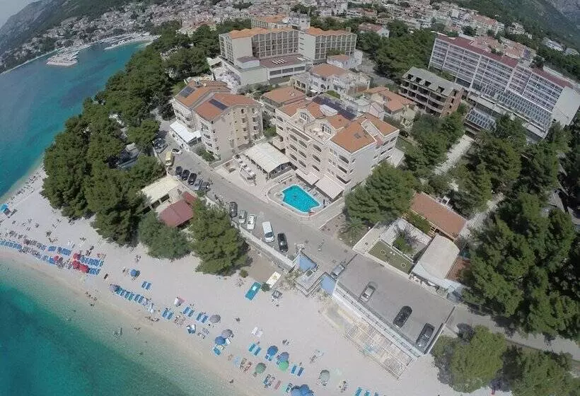 Villa Verica