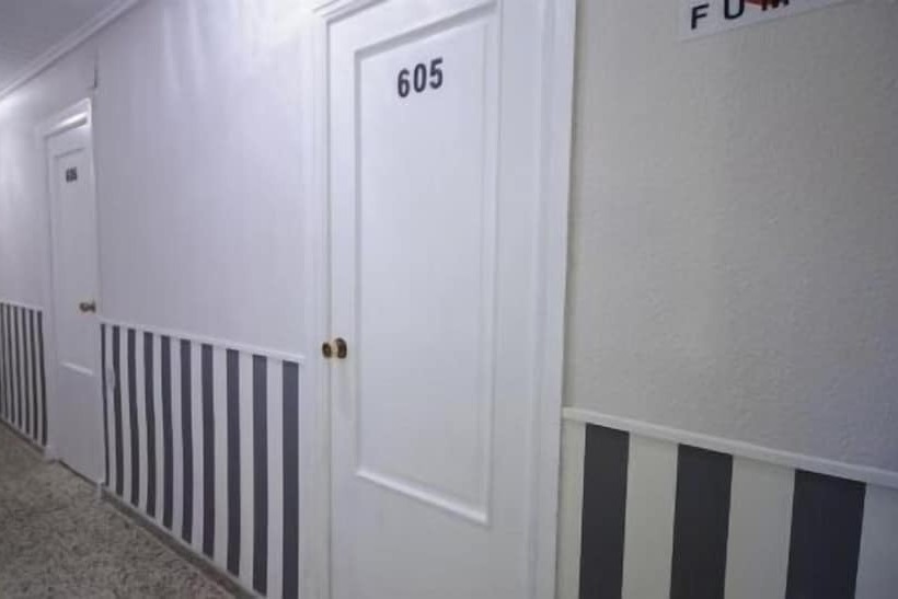 هاستل Hostal On Dormire Valencia