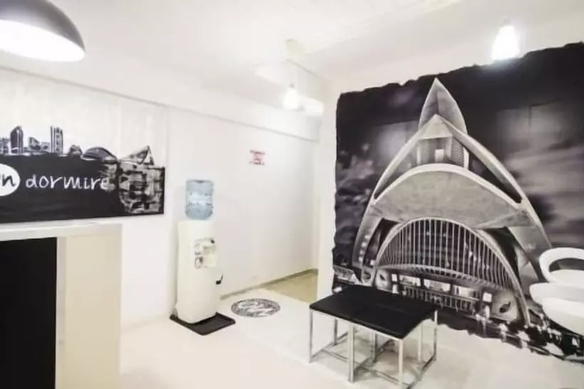 هاستل Hostal On Dormire Valencia